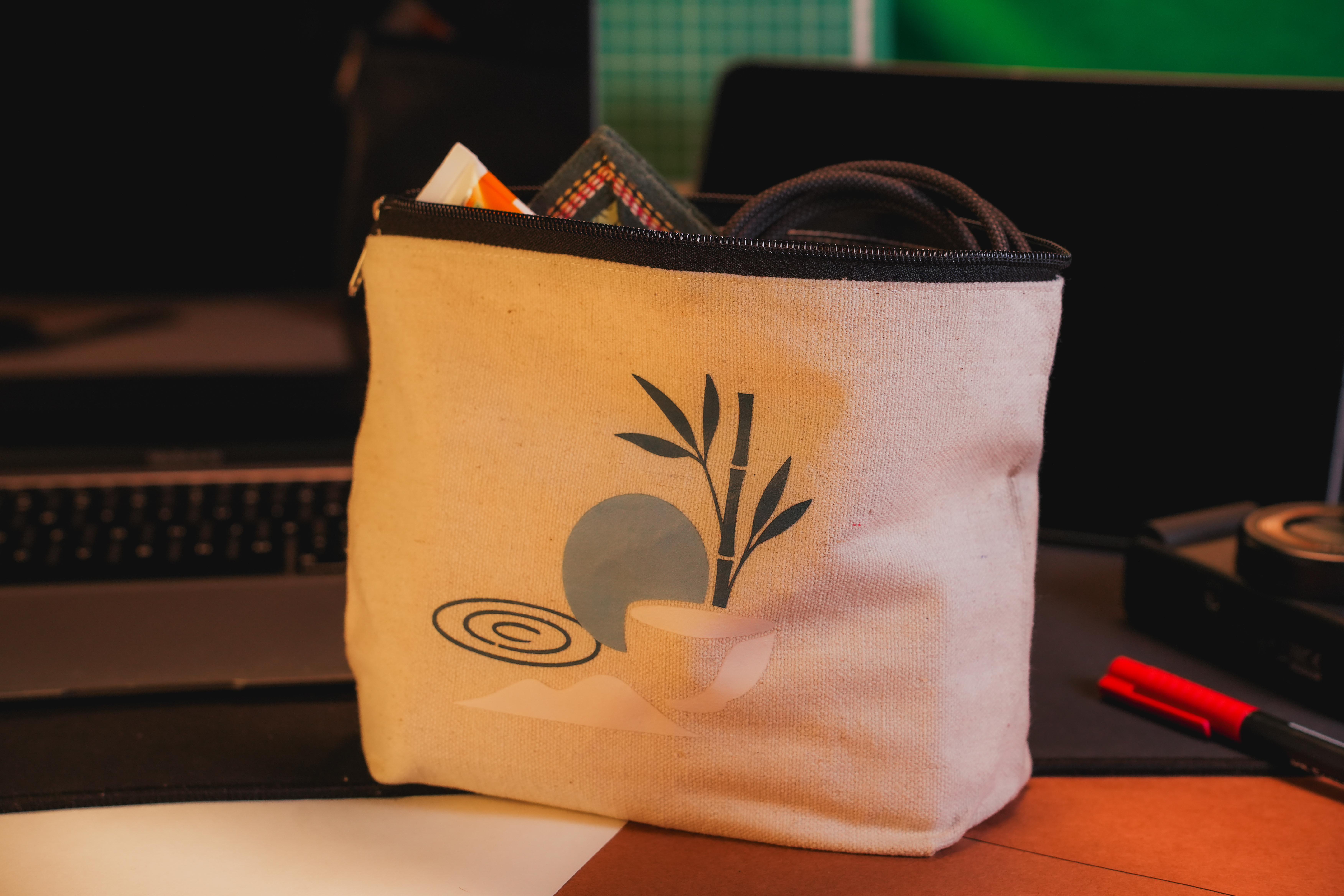 Minimal Bamboo Pouch